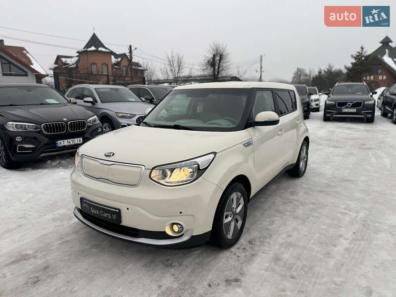 Внедорожник / Кроссовер Kia Soul 2017 в Ивано-Франковске фото 8 Внедорожник / Кроссовер Kia Soul 2017 в Ивано-Франковске