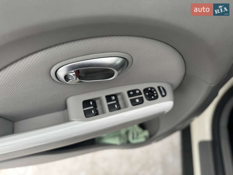 Внедорожник / Кроссовер Kia Soul 2017 в Ивано-Франковске фото 18 Внедорожник / Кроссовер Kia Soul 2017 в Ивано-Франковске