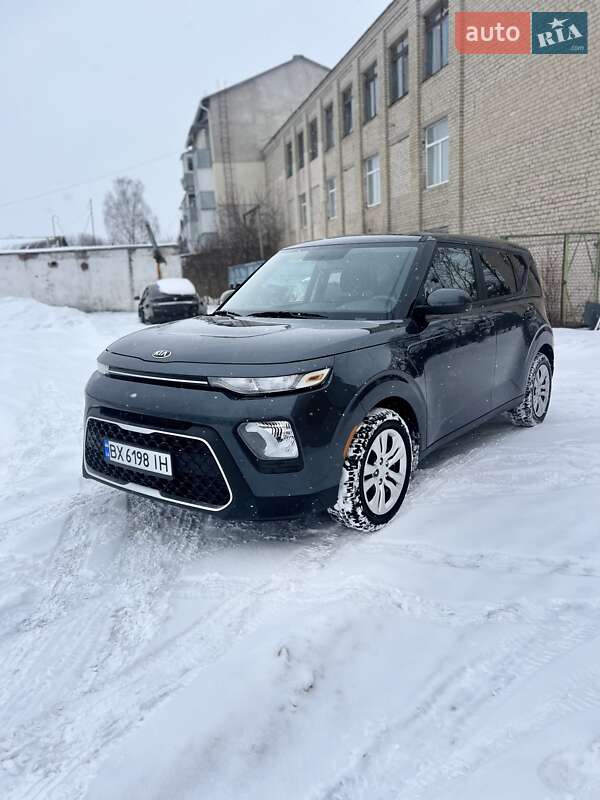Внедорожник / Кроссовер Kia Soul 2021 в Красилове