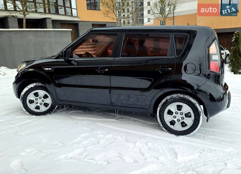 Внедорожник / Кроссовер Kia Soul 2011 в Ивано-Франковске