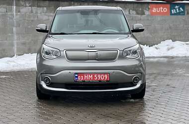Внедорожник / Кроссовер Kia Soul 2016 в Ровно