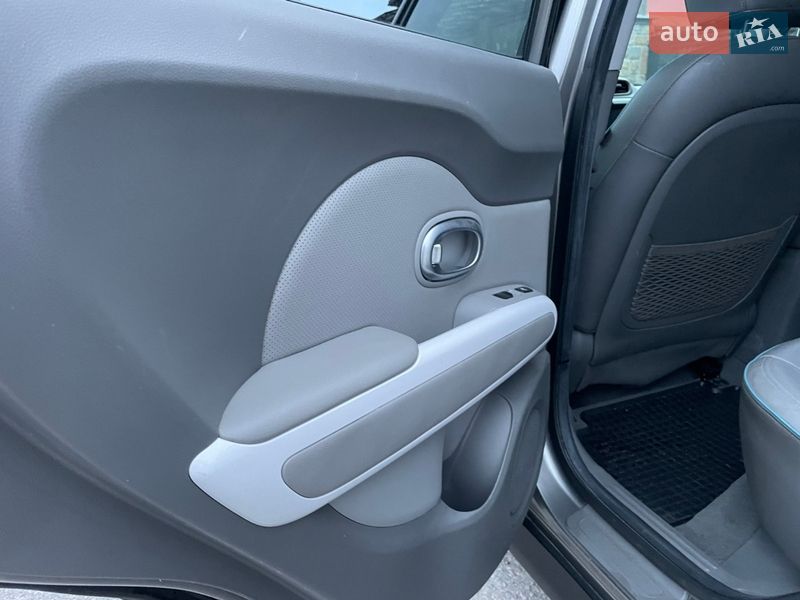 Внедорожник / Кроссовер Kia Soul 2015 в Львове