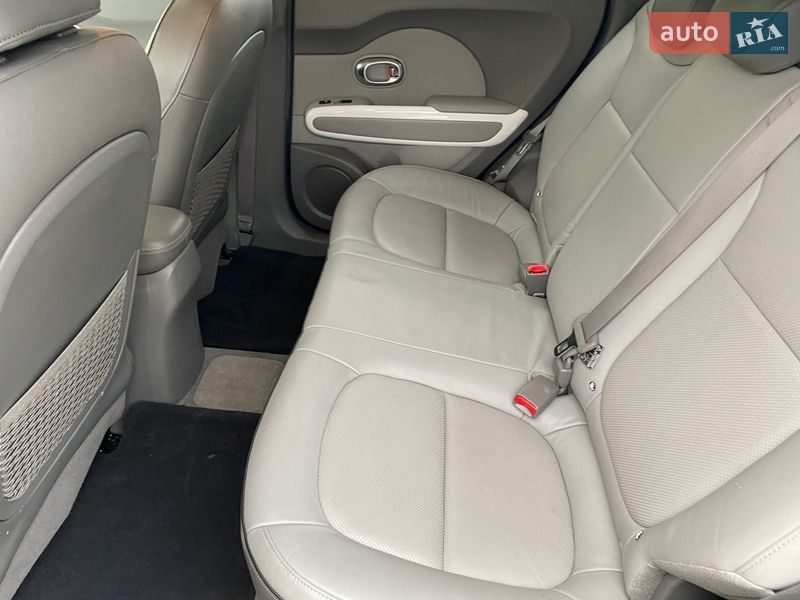 Внедорожник / Кроссовер Kia Soul 2016 в Ковеле фото 22 Внедорожник / Кроссовер Kia Soul 2016 в Ковеле