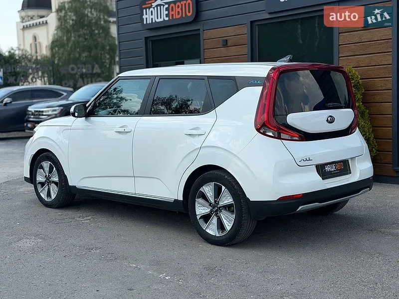 Kia Soul 2020 VIN KNDJ33A16M7013899 фото оголошення 13 з 72