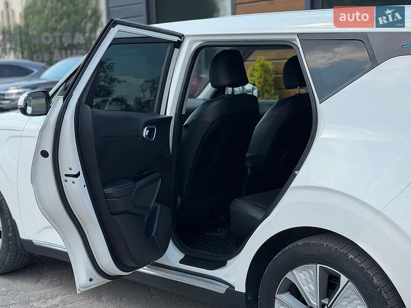 Kia Soul 2020 VIN KNDJ33A16M7013899 фото оголошення 41 з 72