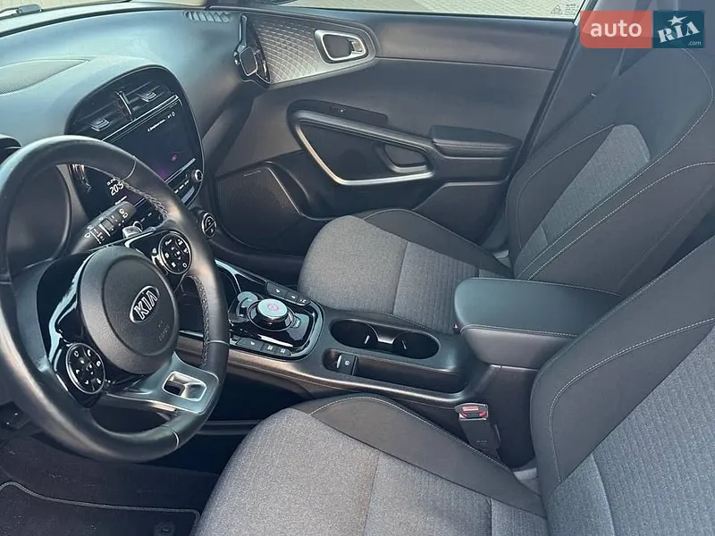 Kia Soul 2021 VIN KNAJ3811FM7022542 фото оголошення 9 з 60