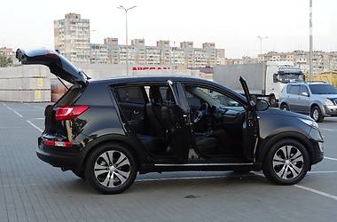 Внедорожник / Кроссовер Kia Sportage 2012 в Одессе