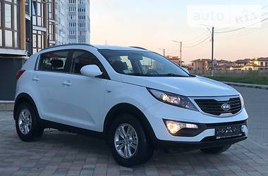 Внедорожник / Кроссовер Kia Sportage 2013 в Ивано-Франковске