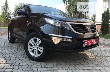 Внедорожник / Кроссовер Kia Sportage 2013 в Ивано-Франковске