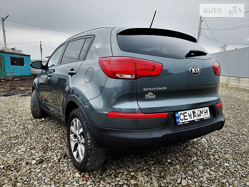 Позашляховик / Кросовер Kia Sportage 2014 в Чернівцях