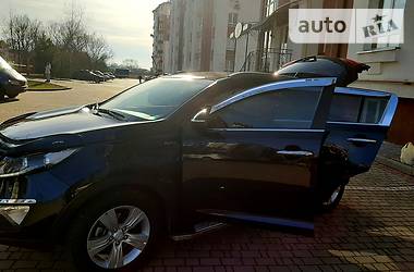 Позашляховик / Кросовер Kia Sportage 2011 в 