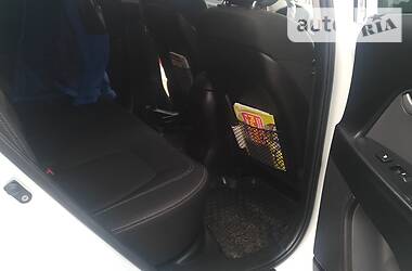 Позашляховик / Кросовер Kia Sportage 2012 в 