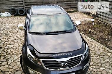 Позашляховик / Кросовер Kia Sportage 2013 в 