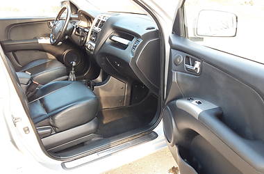 Позашляховик / Кросовер Kia Sportage 2007 в 