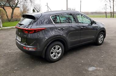 Позашляховик / Кросовер Kia Sportage 2017 в 
