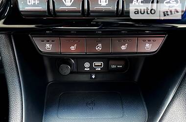 Позашляховик / Кросовер Kia Sportage 2017 в 