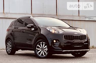 Позашляховик / Кросовер Kia Sportage 2016 в 