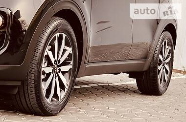 Позашляховик / Кросовер Kia Sportage 2016 в 