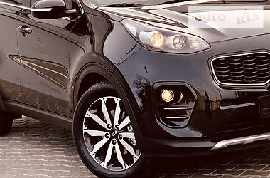 Позашляховик / Кросовер Kia Sportage 2016 в 