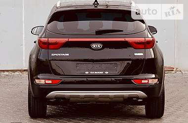 Позашляховик / Кросовер Kia Sportage 2016 в 