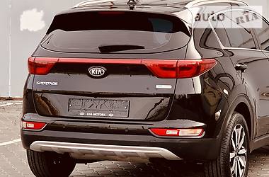 Позашляховик / Кросовер Kia Sportage 2016 в 