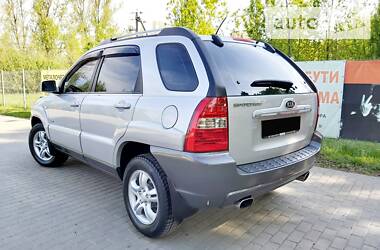 Позашляховик / Кросовер Kia Sportage 2007 в 