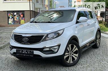 Внедорожник / Кроссовер Kia Sportage 2012 в Ивано-Франковске