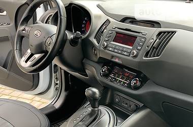 Внедорожник / Кроссовер Kia Sportage 2012 в Ивано-Франковске