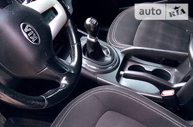 Позашляховик / Кросовер Kia Sportage 2013 в 