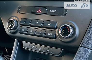 Позашляховик / Кросовер Kia Sportage 2017 в 