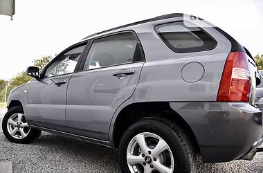 Позашляховик / Кросовер Kia Sportage 2007 в 