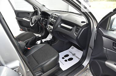 Позашляховик / Кросовер Kia Sportage 2007 в 