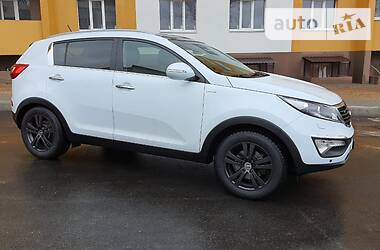 Позашляховик / Кросовер Kia Sportage 2012 в Чернігові