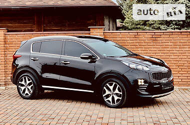 Позашляховик / Кросовер Kia Sportage 2016 в Одесі