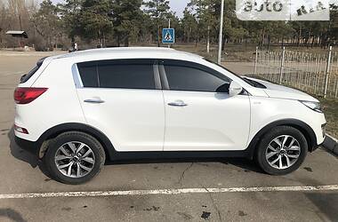 Внедорожник / Кроссовер Kia Sportage 2015 в Николаеве