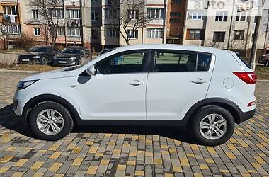 Внедорожник / Кроссовер Kia Sportage 2012 в Калуше