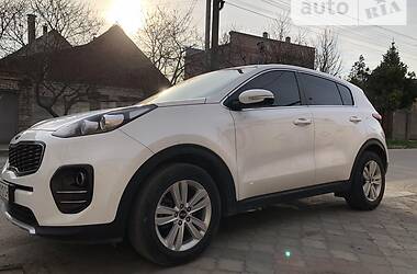 Внедорожник / Кроссовер Kia Sportage 2016 в Киеве