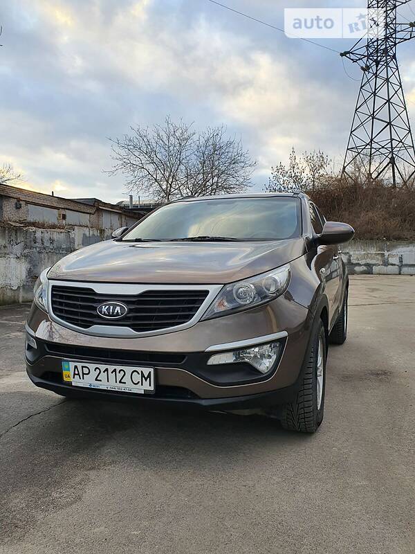 Внедорожник / Кроссовер Kia Sportage 2011 в Запорожье