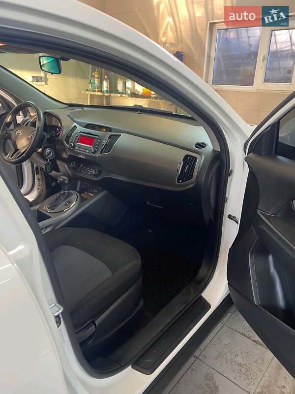 Внедорожник / Кроссовер Kia Sportage 2013 в Павлограде