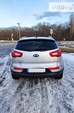 Внедорожник / Кроссовер Kia Sportage 2013 в Харькове