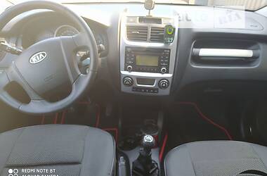 Позашляховик / Кросовер Kia Sportage 2008 в Тернополі