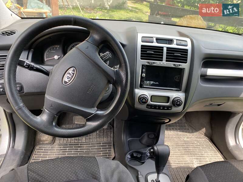 Внедорожник / Кроссовер Kia Sportage 2008 в Ровно фото 2 Внедорожник / Кроссовер Kia Sportage 2008 в Ровно