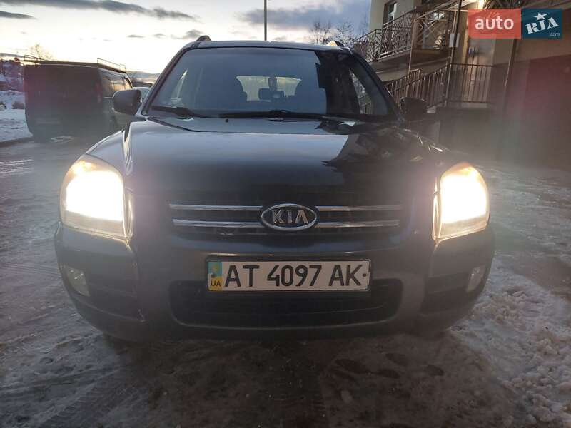 Внедорожник / Кроссовер Kia Sportage 2005 в Ивано-Франковске