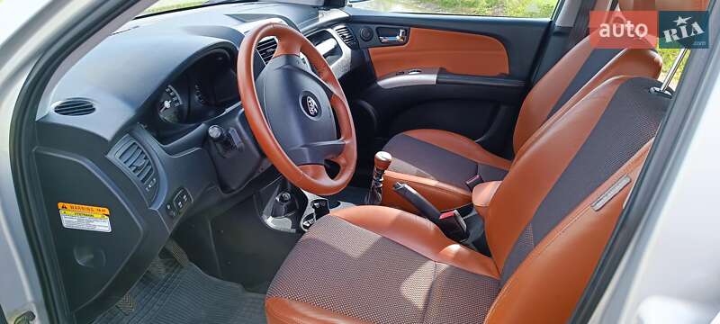 Позашляховик / Кросовер Kia Sportage 2007 в Калуші