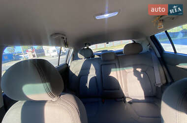 Внедорожник / Кроссовер Kia Sportage 2014 в Днепре