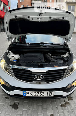 Внедорожник / Кроссовер Kia Sportage 2012 в Ровно