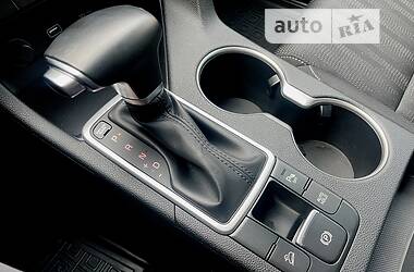 Позашляховик / Кросовер Kia Sportage 2021 в 