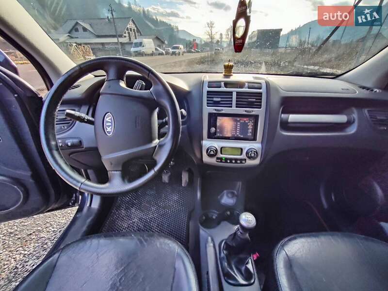 Позашляховик / Кросовер Kia Sportage 2008 в Міжгір'ї