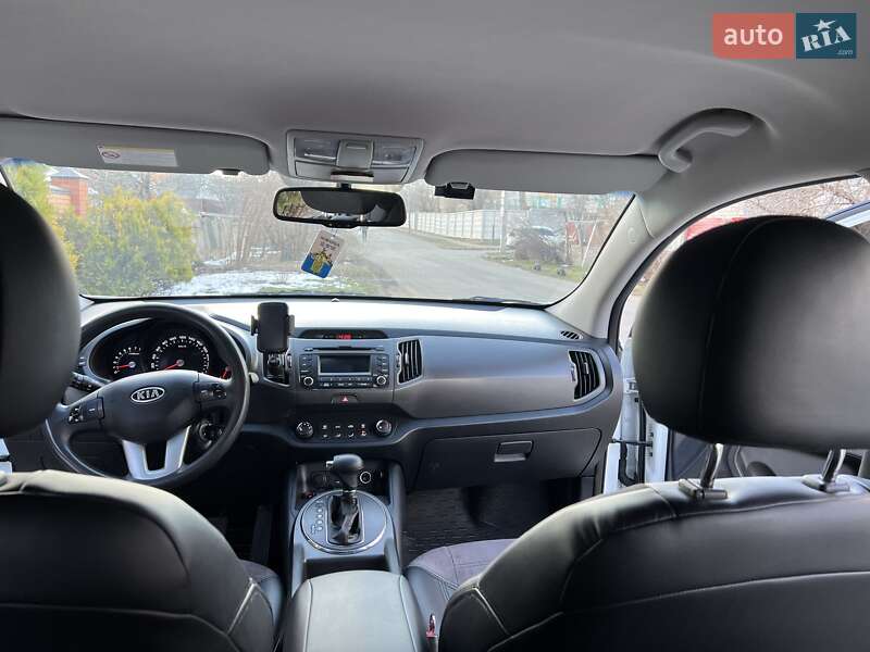 Внедорожник / Кроссовер Kia Sportage 2011 в Николаеве