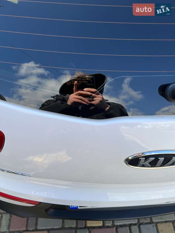 Внедорожник / Кроссовер Kia Sportage 2011 в Николаеве